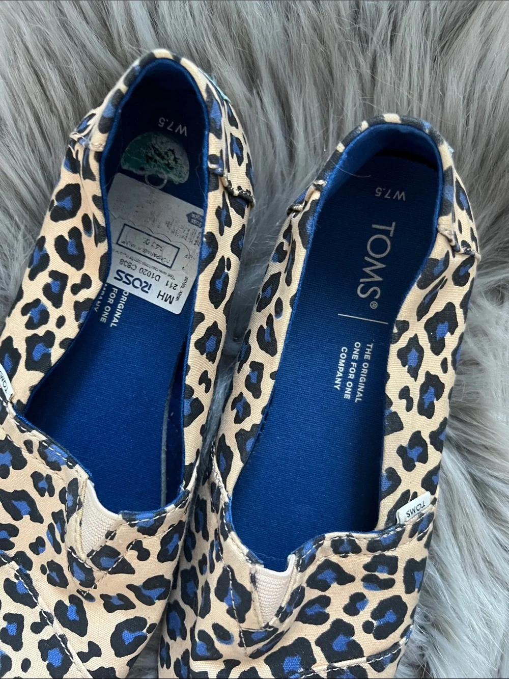 Toms euc women